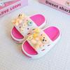 Novos Sandálias e Chinelos Infantis EVA de Ursinho Amarelo Desenho Animado Versátil para Meninas Moda Par Duplo Solado Macio Antiderrapante Slides