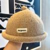 Nuevo Sombrero de Lana Tejido con Parche de Letra y Borde Enrollado para Otoño e Invierno 2025, Sombrero de Propietario de Moda y Versátil para Viajes y Ropa de Trabajo