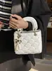 Bolso Nuevo Princesa Diana de Yuezi para Mujer, Bordado Acolchado, Textura de Moda, Bolso de Mano Cuadrado Pequeño, Bolso de Hombro Cruzado Informal para el Trabajo