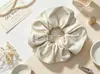 Elásticos de Cabelo Vintage de Couro Estilo Francês, Scrunchies Transfronteiriços Estilo Antigo com Toque de Luxo, Suprimentos para Joias, Em Estoque para Atacado
