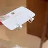 Brincos de Flor de Trevo de Quatro Folhas com Senso de Design, Mini Trevo da Sorte, Luxo de Nicho, Brincos de Moda de Alta Qualidade, Brincos Estilo Coreano do Instagram