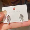 Brincos de Tarraxa Delicados com Zircônia Microcravejada em Formato de Concha para Mulheres Simples Modernos Individuais Design de Celebridade da Internet Brincos Versáteis Acessórios de Brincos