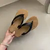 Chanclas versátiles estilo coreano Chuyuji para mujer, para uso exterior en verano, sandalias de playa planas antideslizantes