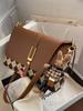 Bolso de Nueva Llegada 2024 Bolso Retro de Moda Bolso Cuadrado Pequeño Portátil de Hombro Único Romboidal para Mujer Popular Textura Bolso de Axila