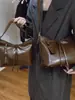 Bolso Cruzado de Hombro Vintage de Gran Capacidad para Viajes y Uso Diario 2026 Otoño, con Acabado de Alta Gama, Bolso Tote Cruzado de Nicho