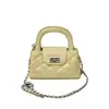 Bolso pequeño cuadrado Kelly con bordado acolchado 2026 nuevo popular de verano versátil bolso bandolera con cadena de bolas doradas