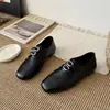 Zapatos Oxford Estilo Británico Mujer 2026 Otoño Nuevos Piel Suave Correa de Doble Hebilla Tallado Punta Redonda Versátiles Suela Plana Zapatos Pequeños de Piel