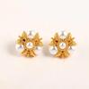 Brincos Vintage Estilo Francês com Agulha de Prata 925, Corte Ocidental, Cobre Banhado a Ouro com Pérolas Swarovski, Brincos Retrô Camélia