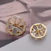 Estilo Pequeno Perfume de Luxo Leve Flor de Borracha Transparente em Forma de Diamante Vestido Suéter Camisa Tricotada Versátil Botões de Metal