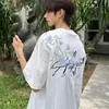 2026 Nova Camiseta de Manga Curta com Bordado Floral de Letras Unissex Tendência Nacional Marca Design Sense Top de Meia Manga Nicho