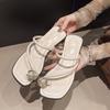 Sandalias de Alta Gama para Verano para Mujer 2025 Nuevo Estilo Hada Perla Tacón Bajo Slip-On Dedo Sandalias de Playa Marítima para Mujer