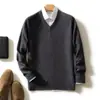 Novedad Otoño e Invierno Tejidos de Cachemira para Hombre Color Sólido Cuello en V Tejido Fino Estilo Coreano Holgado Aspecto Adelgazante Tejido