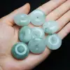 Colar com Pingente de Paz em Jade Verde Natural de Tianshan para Homens e Mulheres com Padrões Florais, Acessório Pingente de Jade