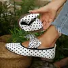 Novos Sapatos de Baixo Corte com Bolinhas Pretas e Brancas de Tamanho Grande para Mulheres, Sapatos de Travessia com Laço Mary Jane Ballet Respiráveis Loafers