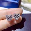Pendientes de botón de amor de alta gama con estilo nicho para mujer, elegantes, combinables con todo, con forma de corazón de melocotón y circonitas brillantes.