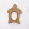 Suministro directo de fábrica palo para morder dientes de bebé Madera de haya diente calmar forma de animal palo para morder dientes morder música