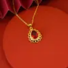 Colgante de Flor de Encaje Hueco Dorado para Mujer Vietnamita, Colgante Pequeño de Flor Dorada Moda Japonesa y Coreana Suministro al por Mayor