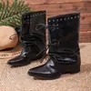 Botas plataforma estilo punk coreano com cadarço, novo modelo 2026, pretas de bico fino, cano médio emagrecedoras, com tachas, botas de moda