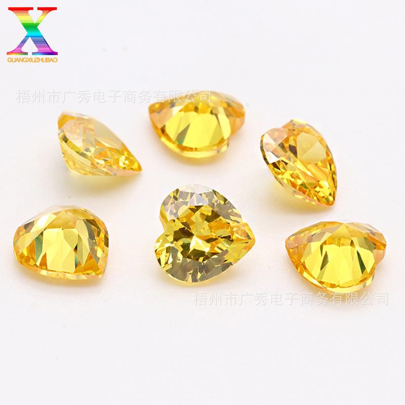 心形金黄锆石