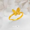 Oro Arena Vietnamita Cepillado Doble Capa Colgante Mariposa Mariposa Dorada Colgante Tridimensional Cobre Chapado en Oro Joyería para Mujer Fabricante Mayorista