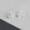 Brincos pequenos de prata 925 esterlina estilo coreano, fofos e únicos para mulheres, simples e criativos, com um design estiloso e versátil, perfeitos para estudantes
