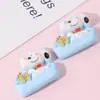 Serie de dibujos animados de perro blanco alegre y lindo con cara brillante, accesorios de resina para hacer tú mismo, pegamento en crema, funda para teléfono móvil, horquilla, pegatina para taza de agua