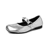 Zapatos Mary Jane de Diseño Exclusivo con Suela Blanda y Punta Dividida 2026 Primavera Remache Plano Piel Genuina Zapatos de Pezuña de Cerdo para Mujer Talla 42 Talla Grande