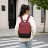 Mochila de negocios con paneles de color contrastante, material de tela Oxford, compartimento para laptop, adecuada para ir al trabajo y estudiantes, con puerto de carga USB