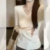 Camiseta básica de punto puramente deseable con escote en V bajo y mangas acampanadas, prenda interior de manga larga para mujer para otoño e invierno, top suéter suave de ajuste ceñido