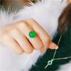 Anillo de calcedonia de moda con incrustación de gema redonda verde emperador, anillo femenino de lujo ligero, huevo de paloma, ágata verde hielo, anillo abierto