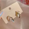 Brincos da Moda Estilo Coreano Mais Vendidos Novo Modelo Brincos Femininos Simples e Elegantes Versáteis Tiktok Mesmo Estilo Tarraxas Atacado