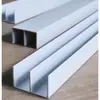 Marco de estufa de aleación de aluminio con opciones de diseño, Juego completo de accesorios para gabinetes de azulejos, Perfil de aleación de aluminio con ranura incrustada, Soporte dedicado para estufa