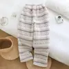 Pantalones de pijama de otoño e invierno para pareja, estilo unisex, forrados de felpa y engrosados, pantalones largos de cuadros, corte holgado, adecuados para uso casual y como ropa de estar en casa.