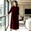 Vestido de Talla Grande de Terciopelo Dorado de Color Sólido con Botones y Cuello Redondo para Mujer Otoño Invierno Transfronterizo Casual Elegante Falda Larga Línea A por Encima de la Rodilla