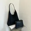 Versátil Bolso de Mano Retro de Ante 2026 Nuevo Otoño Gran Capacidad Textura de Moda Lujo Ligero Bolsa para el Trabajo y el Viaje