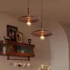 Luminária Pendente Restaurante UFO Ziyou, Estilo Vintage, 60% Novo, Iluminação Simples Redonda para Mesa de Jantar, Pendente para Balcão de Bar e Ilha, Madeira de Nogueira