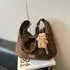 Bolsa requintada estilo coreano com estampa de leopardo para mulheres, novo modelo primavera-verão 2026, bolsa de grande capacidade, bolsa de ombro estilo casual, bolsa tote para o dia a dia