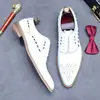 [Preventa, no en stock] Nuevos zapatos formales de cuero para hombre, estilo coreano, cuero blanco, estilo británico, zapatos Oxford de piel de vacuno de grano superior