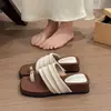 Sandálias de Encaixe com Salto Anabela Estilo Coreano para Mulheres, Novo Modelo Verão 2026, Sandálias Casuais de Praia para Férias Romanas