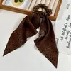 Goma para el pelo scrunchie vintage con estampado de leopardo y diseño de pañuelo de seda, estilo coreano, versátil, para coleta baja, accesorio para el cabello respetuoso con el cabello