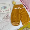 Calça de moletom feminina 2026 novo estilo outono, acabamento em renda, tecido macio e confortável, corte solto, respirável, não restritivo, calça esportiva versátil
