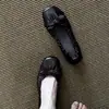 Zapatos tipo beanie estilo francés de suela blanda para mujer, tipo slip-on de ballet con lazo, zapatos planos poco profundos de punta cuadrada para mujer, vintage