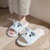 Pantuflas de lino con diseño de oso transpirables y absorbentes de sudor para mujer, adecuadas para todas las estaciones, de interior, silenciosas, antideslizantes, pantuflas de tela de algodón y lino para primavera y otoño