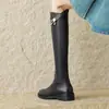 Botas largas para mujer otoño e invierno Nuevas botas de jinete punta redonda tacón bajo planas hasta la rodilla estilo británico botas con hebilla