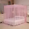 Juego de soporte para mosquitero de piso de palacio de tres puertas para el hogar 1.5 metros 1.8m2 cama doble estilo princesa Hilo de red al por mayor