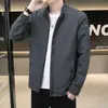 Directamente del fabricante, esta chaqueta para hombre es perfecta para primavera y otoño. Presenta un estilo coreano de moda, es casual y versátil, y ofrece un look elegante.