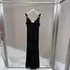Vestido de Verano Transfronterizo 2026 Estilo Europeo y Americano Estampado con Tirantes Finos, Corte Entallado, Vestido Largo que se Ajusta a la Cadera con un Toque de Alta Gama y Elegancia
