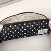 Estojo de lápis com bolinhas pretas, bolsa de lápis portátil estilo ins para estudantes, bolsa fofa de armazenamento de material escolar estilo japonês para meninas