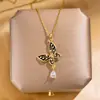 Nueva cadena de clavícula de lujo estilo coreano, collar versátil de acero de titanio de moda para mujer, colgante simple clásico de circón, accesorio versátil