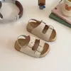 Sandalias Casuales de Color Caramelo para Niña Nueva de Verano Suela Suave Moda para Bebé Doble Velcro Zapatos tipo Birkenstock Modernos